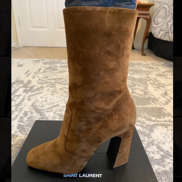 Saint Laurent brown suede ankle booties. - Picture 6 of 7